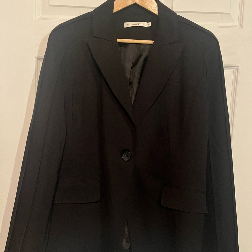 Melanie Lyne Women’s Black Single-Button Blazer Size 16